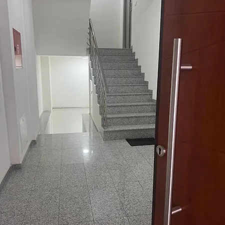 In Center Üsküp
