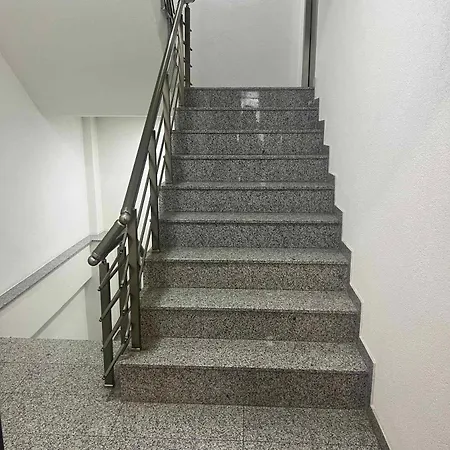 In Center * Üsküp